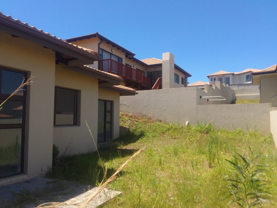 To Let 3 Bedroom Property for Rent in Winterstrand Eastern Cape